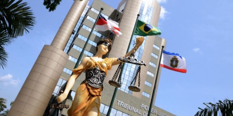 Saiba como denunciar falta de juiz ou promotor em municípios do Amazonas