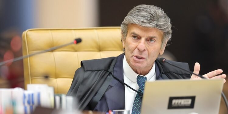 Dino pede vista de julgamento sobre eleição para governo do Rio; Mendonça vota com Fux pela eleição indireta