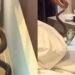 Hóspede entra em pânico após cobra deslizar sobre seu corpo dentro de quarto de hotel na Tailândia