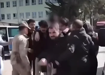 Ex-aluno invade escola armado e deixa 16 feridos em ataque a tiros na Turquia