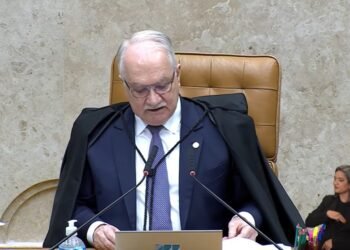 Presidente do STF rebate relatório de comitê dos EUA e diz que liberdade de expressão é direito fundamental no Brasil