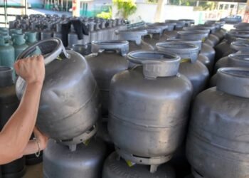 Operação da PF fiscaliza venda de gás e mira preços abusivos no Amazonas