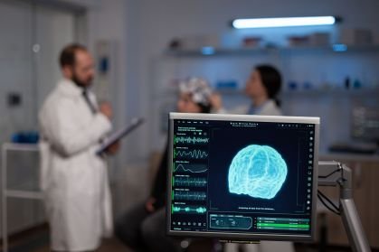 Da pele ao cérebro: cientistas recriam neurônios para desvendar o Parkinson