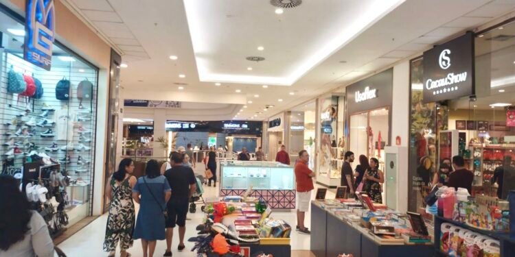 Sexta-feira Santa altera funcionamento do comércio em Manaus; veja o que abre e fecha