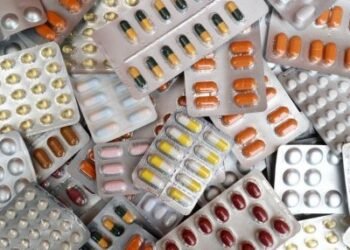 Uso excessivo de analgésicos agrava enxaqueca e aumenta incapacidade