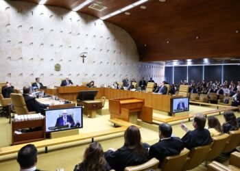 STF reforça decisão sobre penduricalhos e veda mudanças de estrutura que ‘driblem’ restrições