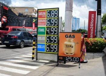 Após operação nacional, preços da gasolina e etanol recuam em Manaus