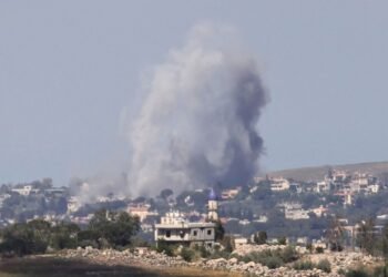 ,Israel e Líbano concordam em implementar cessar-fogo e criar zonas de segurança para afastar Hezbollah do sul do país