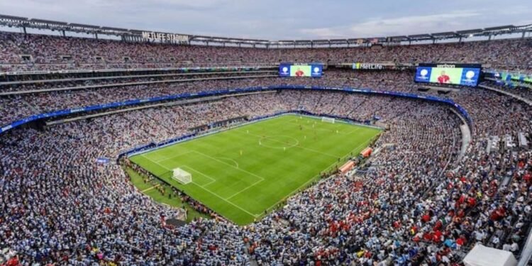 Fifa proíbe entrada de garrafas de água nos estádios da Copa do Mundo
