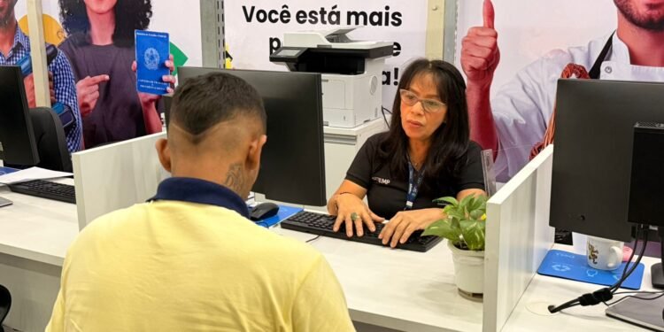 Sine Amazonas abre semana com 116 vagas de emprego em Manaus e municípios do interior
