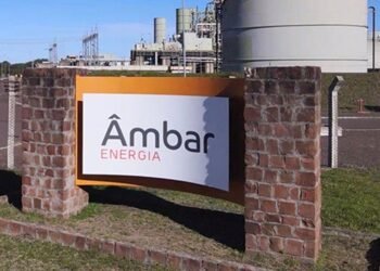 Justiça condena Âmbar Energia após hotel registrar 250 quedas de energia em menos de cinco meses no AM
