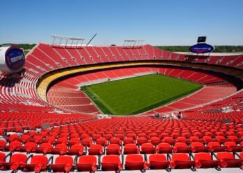 Fifa recua e autoriza torcedores a entrarem com garrafas de água nos estádios