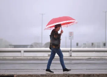 Clima: chuvas voltam a ganhar força no país com nova frente fria