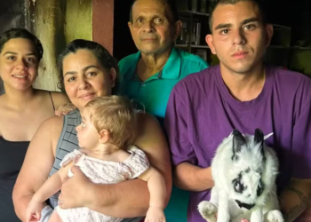 Coelha de estimação alerta família durante incêndio e ajuda a salvar cinco pessoas em Manaus