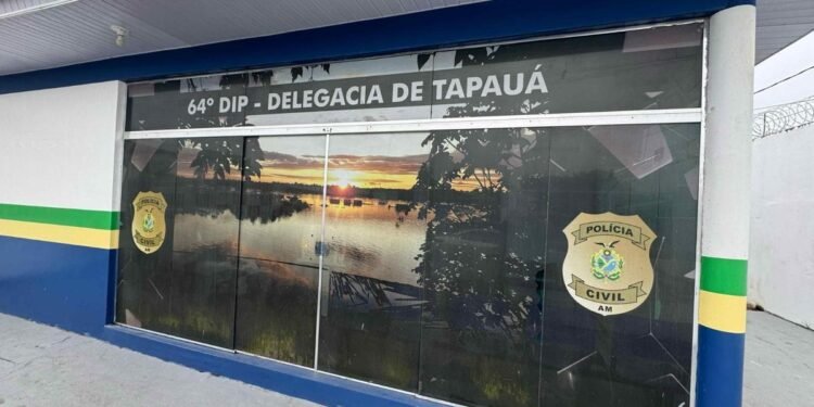 Jovem é preso por estupro cometido contra a própria filha, de 5 anos