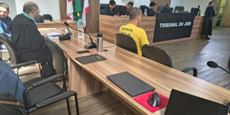 Tribunal do Júri condena padrasto por estupro de vulnerável e homicídio de adolescente em Eirunepé
