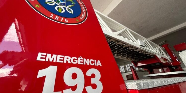 Idoso morre após cair de telhado durante chuva na zona Centro-Sul de Manaus