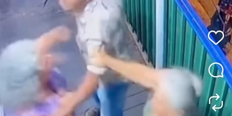 Duas idosas protagonizam briga em bar e vídeo viraliza nas redes sociais. Veja Vídeo:
