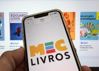 MEC Livros empresta mais de 3 mil títulos por dia; veja os mais lidos