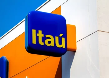 Prazo para o Itaú devolver dinheiro de clientes por cobranças indevidas vai até 2028