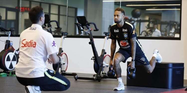 Neymar passa por exames, e CBF fala em “boa evolução”