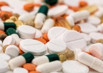 Laxante usado contra prisão de ventre mostra potencial para melhorar memória e concentração em pessoas com depressão