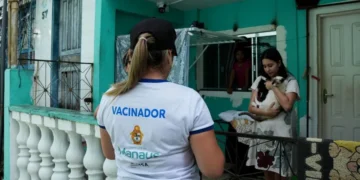 Manaus abre processo seletivo com 295 vagas para campanha antirrábica; salários chegam a R$ 8 mil