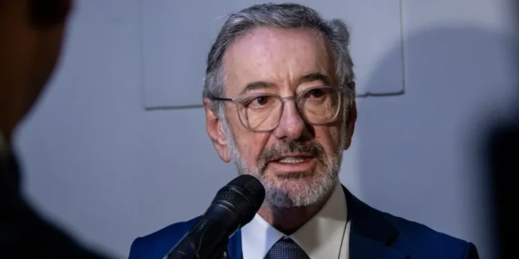 Ministro admite prazo curto para negociar com EUA imposição de tarifa