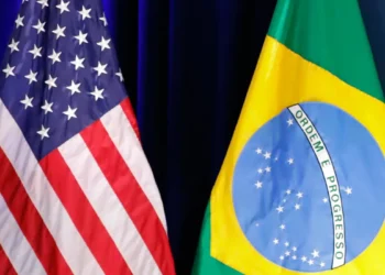 Governo Lula repudia decisão dos EUA em prorrogar emergência nacional contra Brasil