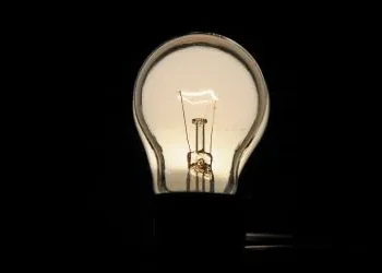 Análise: Conta de luz sobe mais do que a inflação