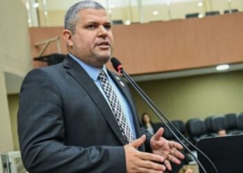 TSE mantém perda de mandato de Elan Alencar e garante permanência de Glória Carratte na Câmara de Manaus