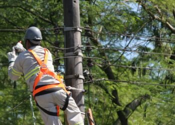 Bairros de Manaus ficam sem energia nesta sexta-feira; veja locais