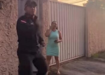 Policial em formação surpreende a mãe durante treinamento e emociona a web: “Eu disse que você teria orgulho de mim”