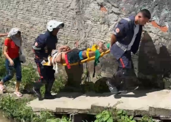 Homem é esfaqueado durante discussão e cai em igarapé na zona leste