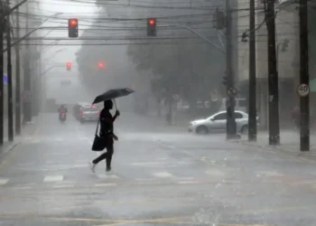 Clima: país enfrenta onda de frio, chuvas e baixa umidade nesta 2ª