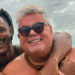 Milton Cunha curte praia em Maceió ao lado do namorado: ‘Amor lindo’