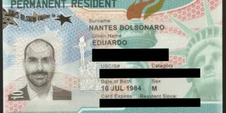 Governo Trump concede green card a Eduardo Bolsonaro