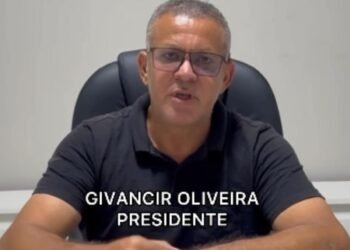 Rodoviários anunciam greve e paralisam circulação de ônibus em Manaus