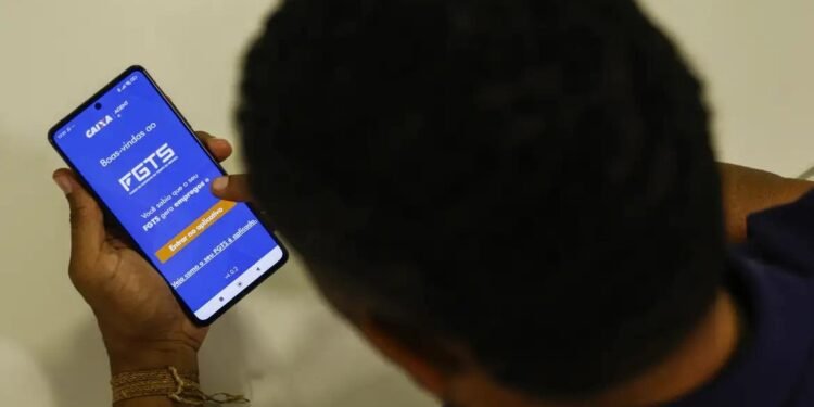 Entenda quanto o trabalhador receberá de lucro do FGTS