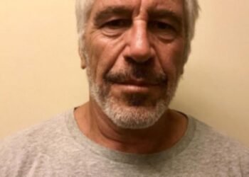 ‘Olheiro’ de modelos ligado a Jeffrey Epstein é encontrado morto em Paris