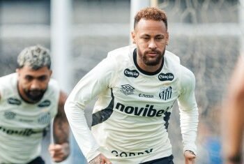 Neymar anuncia fim de ciclo na Seleção Brasileira: “Dei minha vida pela amarelinha”