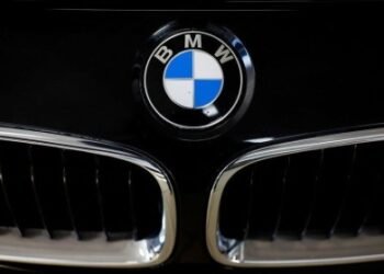 BMW anuncia demissão de 8 mil funcionários na Alemanha até final de 2027