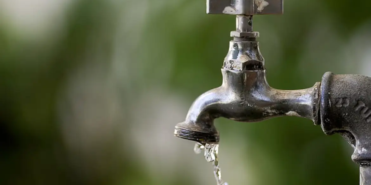 Furto de equipamentos deixa mais de 100 bairros e conjuntos sem água em Manaus