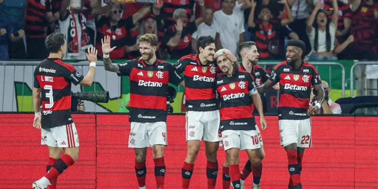 Libertadores: Flamengo elimina Cruzeiro e mantém vivo sonho do penta