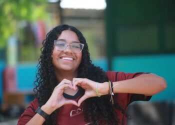 Dia da Juventude: MEC destaca leitura como parte da formação dos jovens brasileiros