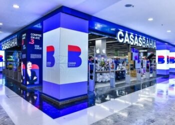 Justiça suspende demissões da Casas Bahia e restringe novos cortes