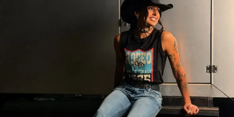 Ana Castela encara maratona de festas em Barretos, recebe bronca da mãe e explica rotina: “Nós só posta as festas”