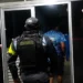 Homem é preso após agredir e manter mãe em cárcere com faca em Parintins