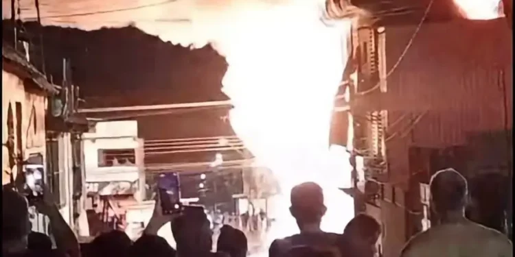 Loja de construção destruída por incêndio foi inaugurada recentemente na Zona Norte de Manaus