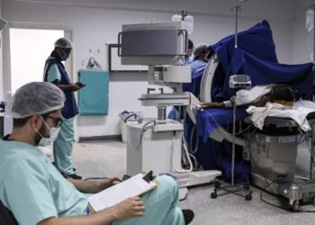 Saúde do AM repassa R$ 88 milhões para folha médica e prevê mais R$ 43 milhões